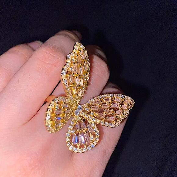 Gold 18K GP Resizable Butterfly Diamond Ring - Picture 6 of 11
